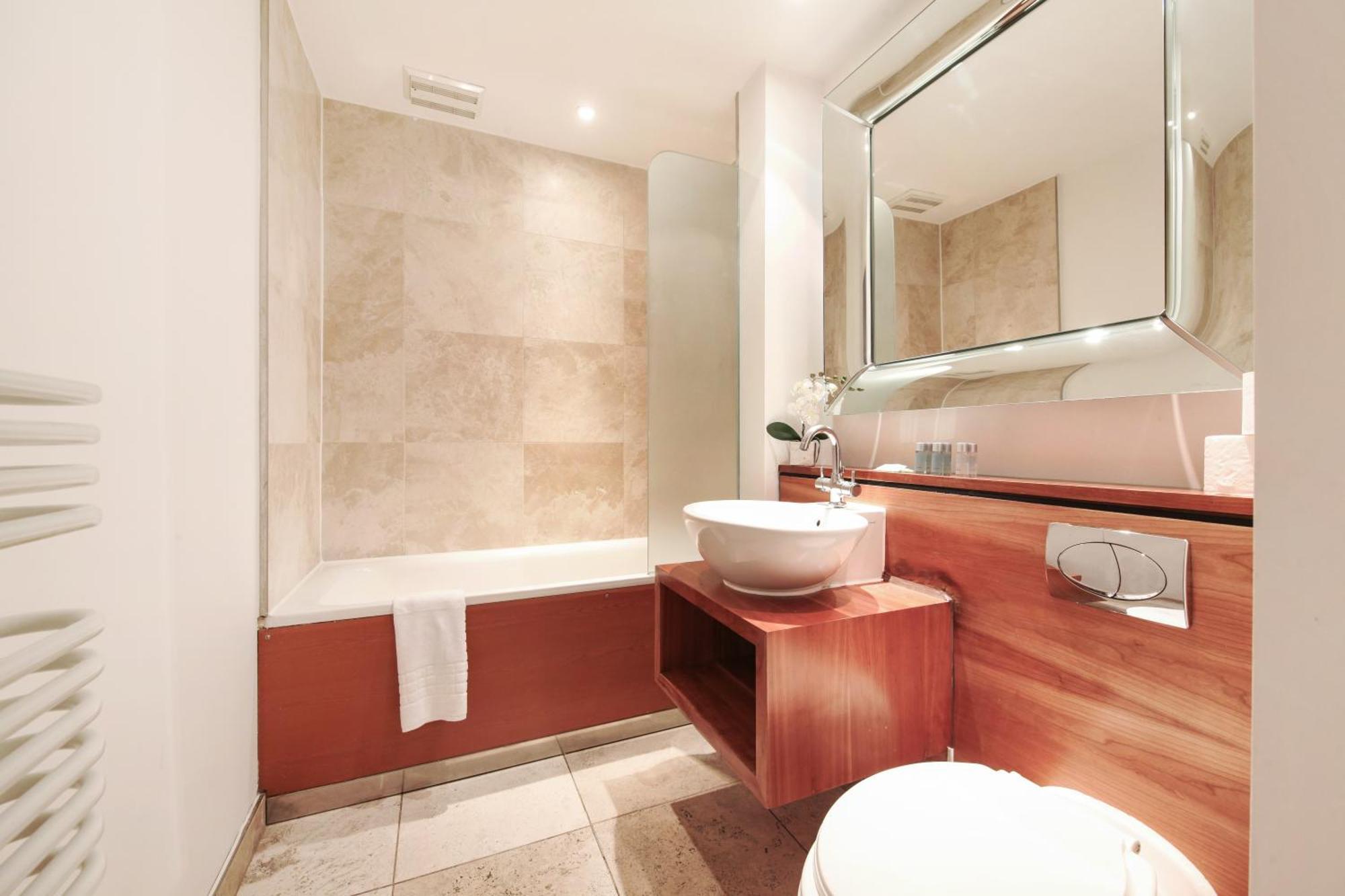 Chic 2 Bed Apartment Near Camden Market Free Wifi By City Stay Aparts London Exterior photo